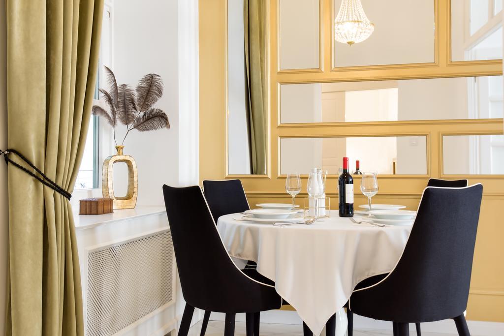 Chestnut & Eliza Suites Budapest Exterior photo